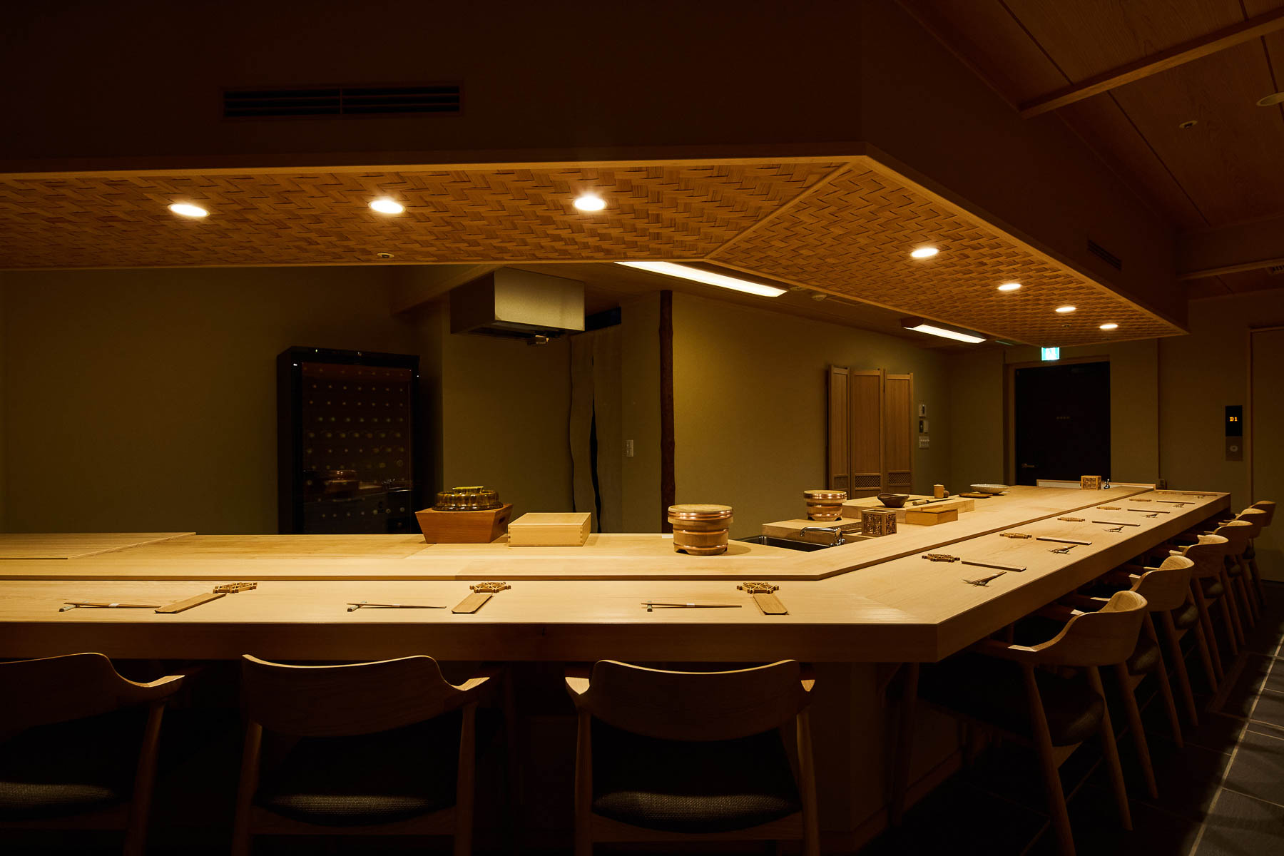 Sushi Takemoto main image